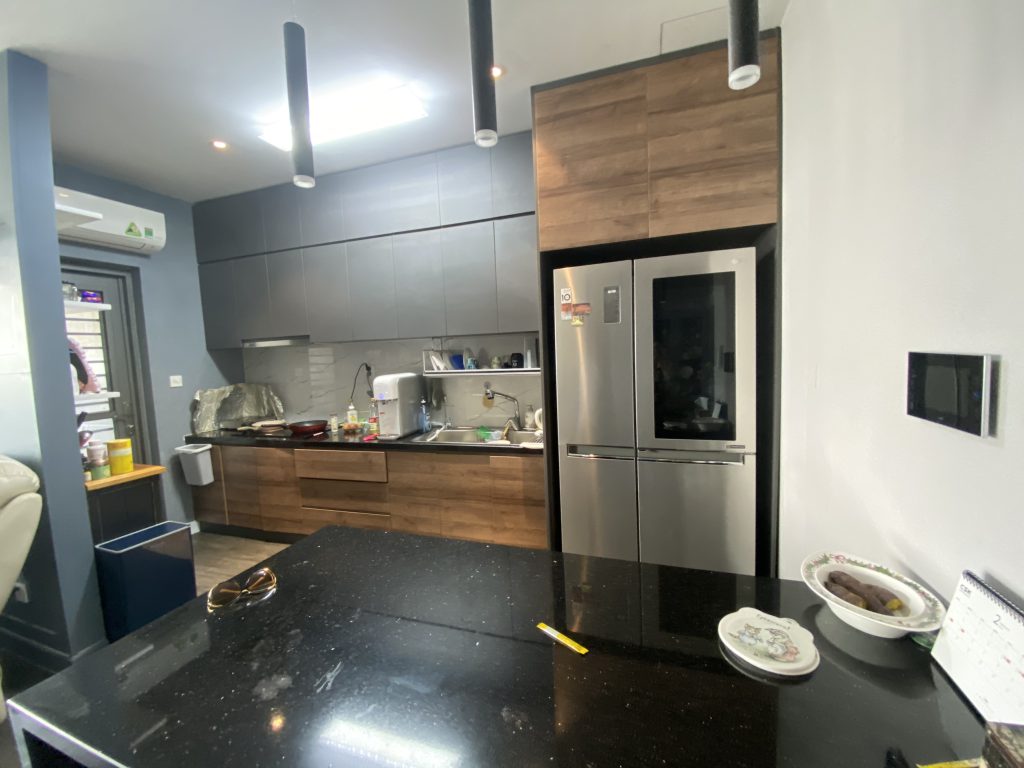 bán Riverpark Premier 124m- tầng cao